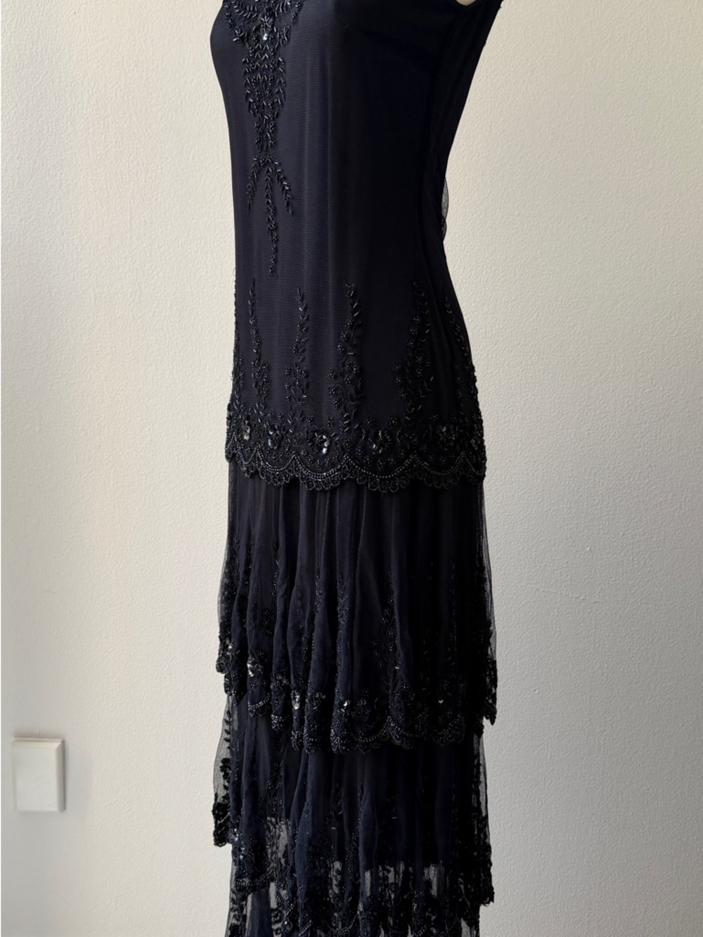 Vintage Elegant Black Beaded Sleeveless Dress - Picture 7 of 16